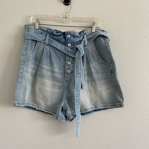 SO High Rose Vintage Stretch Mom Short Sz 17 - Picture 2 of 8